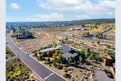 61785 Hosmer Lake Drive, Bend, OR 97702 - Photo 48