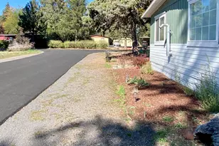 61280 Parrell Rd, Bend, OR 97702 - Photo 30