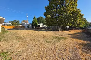 614 Staats Ave, Maupin, OR 97037 - Photo 38