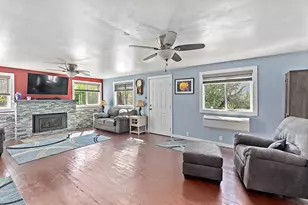 24131 Redwood Hwy, Kerby, OR 97531 - Photo 2