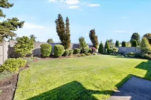 3757 Sherwood Park Dr, Medford, OR 97504 - Photo 24