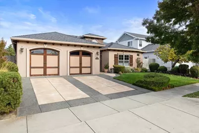 3757 Sherwood Park Drive, Medford, OR 97504 - Photo 2