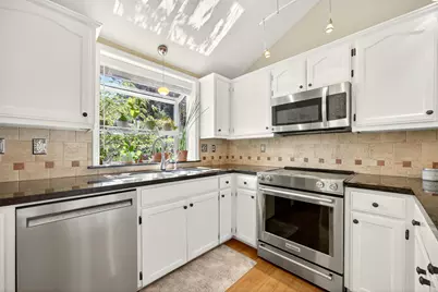 269 Idaho Street, Ashland, OR 97520 - Photo 14