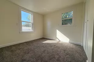 485 NE 7th St, Prineville, OR 97754 - Photo 10