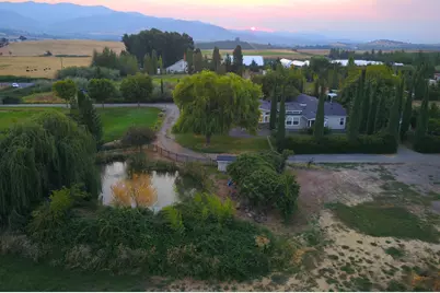 501 Carter Lane, Ashland, OR 97520 - Photo 28
