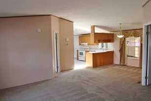 4200 Summers Ln, Klamath Falls, OR 97603 - Photo 4