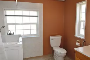 4200 Summers Ln, Klamath Falls, OR 97603 - Photo 14