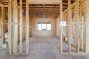 17097 SW Lago Vis Dr, Powell Butte, OR 97753 - Photo 10