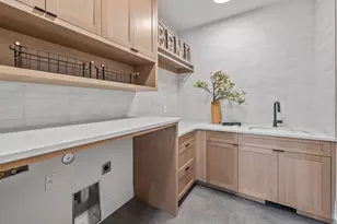 1183 NW Skyline Ranch Rd, Bend, OR 97703 - Photo 14