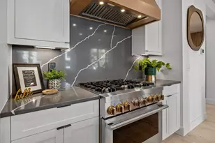 1183 NW Skyline Ranch Rd, Bend, OR 97703 - Photo 6