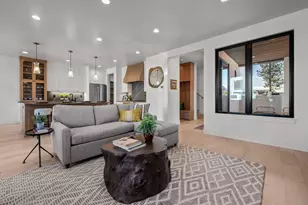 1183 NW Skyline Ranch Rd, Bend, OR 97703 - Photo 6