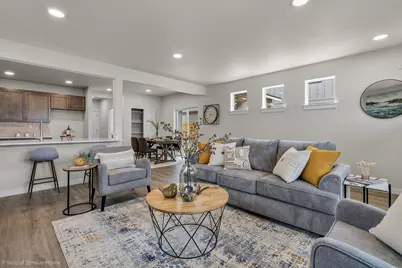 3434 NW 7th Street, Redmond, OR 97756 - Photo 8