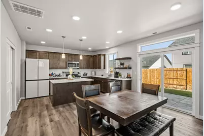 3691 Ford Drive, Medford, OR 97504 - Photo 8