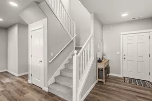 3691 Ford Dr, Medford, OR 97504 - Photo 12