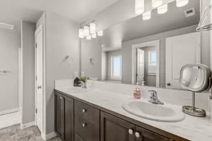 3691 Ford Dr, Medford, OR 97504 - Photo 20