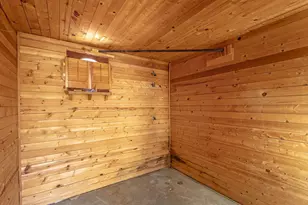 585 SW 1st St, Madras, OR 97741 - Photo 28