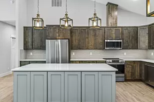 16065 Cascade Ln, La Pine, OR 97739 - Photo 6