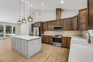 16065 Cascade Ln, La Pine, OR 97739 - Photo 8