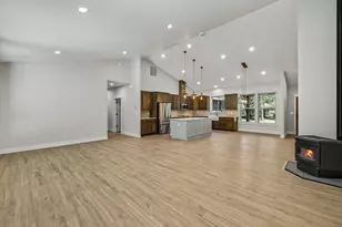 16065 Cascade Ln, La Pine, OR 97739 - Photo 14