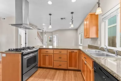 233 Wintersage Circle, Talent, OR 97540 - Photo 10