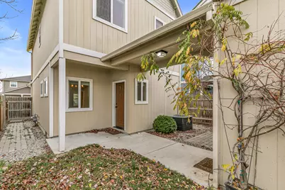 233 Wintersage Circle, Talent, OR 97540 - Photo 6