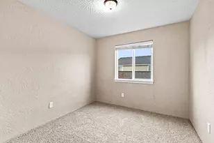 233 Wintersage Circle, Talent, OR 97540 - Photo 30