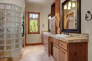 60287 Evening Star Ln, Bend, OR 97702 - Photo 22