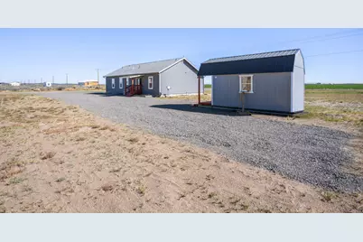 57654 Christmas Tree Road, Christmas Valley, OR 97641 - Photo 6