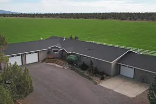 61140 Obernolte Rd, Bend, OR 97701 - Photo 4