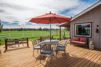 61140 Obernolte Road, Bend, OR 97701 - Photo 12