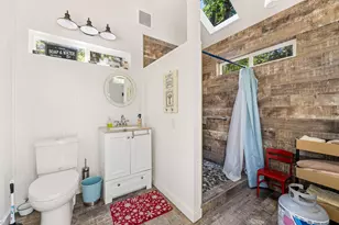 798 Covered Bridge Rd, Rogue River, OR 97537 - Photo 14