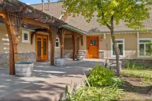 21925 Bear Creek Rd, Bend, OR 97701 - Photo 78