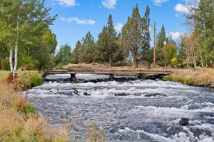 21925 Bear Creek Rd, Bend, OR 97701 - Photo 2