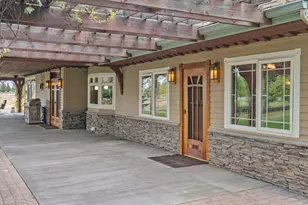 21925 Bear Creek Rd, Bend, OR 97701 - Photo 34