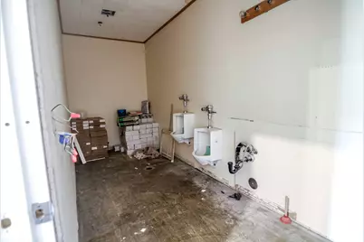 61049 E Highway 140 E, Bly, OR 97622 - Photo 32