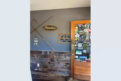 20756 Highway 62, Shady Cove, OR 97539 - Photo 2