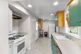 109 S Orange St, Medford, OR 97501 - Photo 16