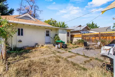 109 S Orange Street, Medford, OR 97501 - Photo 26