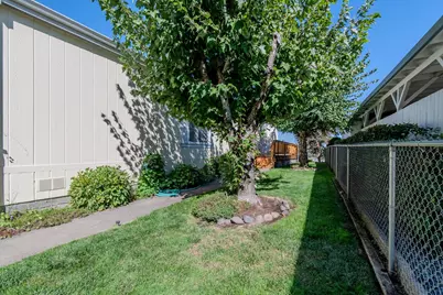 3955 S Stage Road #72, Medford, OR 97501 - Photo 4