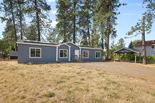 212 S Junction Ave, Cave Junction, OR 97523 - Photo 26