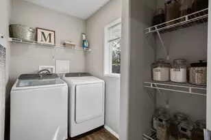 212 S Junction Ave, Cave Junction, OR 97523 - Photo 24