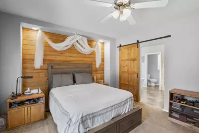 212 S Junction Avenue, Cave Junction, OR 97523 - Photo 12