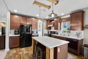 212 S Junction Ave, Cave Junction, OR 97523 - Photo 8