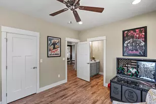 103 Summit Dr, Shady Cove, OR 97539 - Photo 42