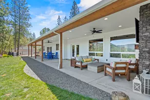 103 Summit Dr, Shady Cove, OR 97539 - Photo 46