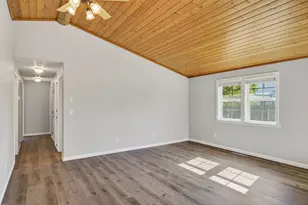 61839 Avonlea Cir, Bend, OR 97702 - Photo 10