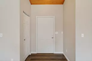 61839 Avonlea Cir, Bend, OR 97702 - Photo 6