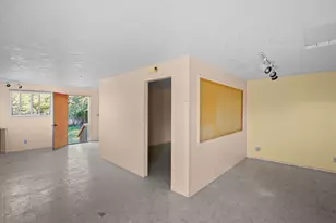 8060 Upper Applegate Rd, Jacksonville, OR 97530 - Photo 32