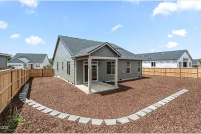 1147 Pumpkin Ridge Drive #321, Eagle Point, OR 97524 - Photo 30