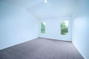 1147 Pumpkin Ridge Dr, Eagle Point, OR 97524 - Photo 10